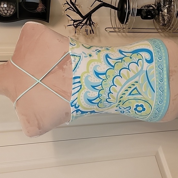 B. Moss Criss-Cross Halter Top Size Jr M - Picture 4 of 5